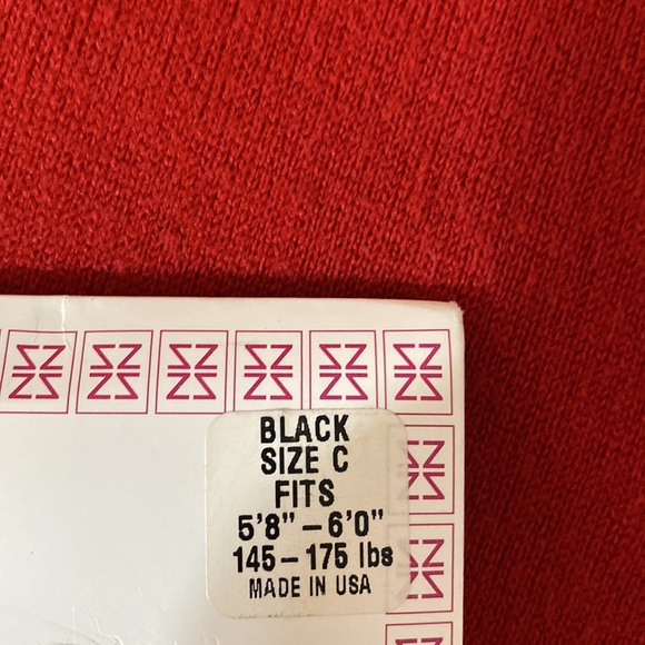 Sexy fishnet tights with control top - Picture 2 of 3